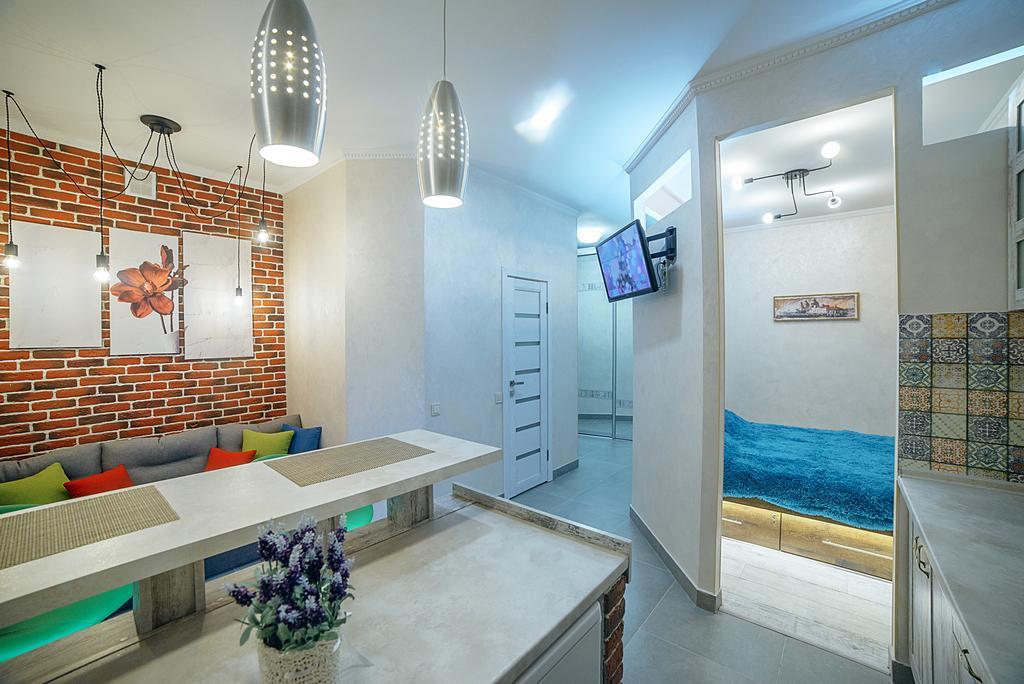 Apartment At Lyulki リヴィウ エクステリア 写真